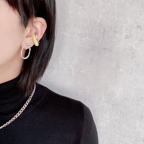 Jushi-triangle cuff