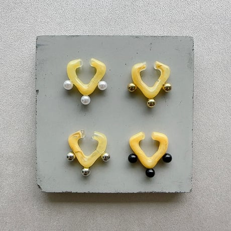 Tsubutsubu Jushi-triangle cuff