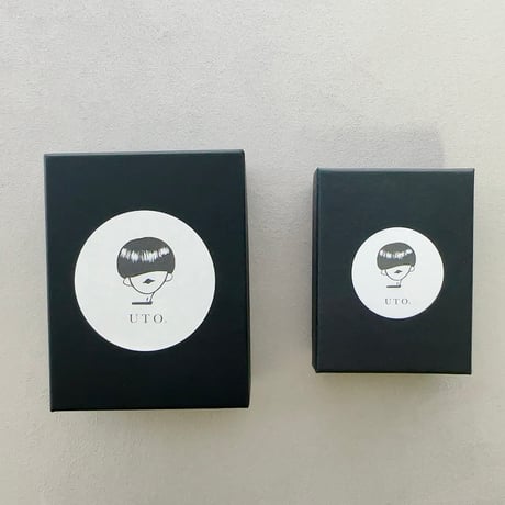 Gift Boxラッピングをご希望のお客様は、Gift Boxを商品とご一緒にご購入ください。