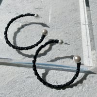 Pearl hoop