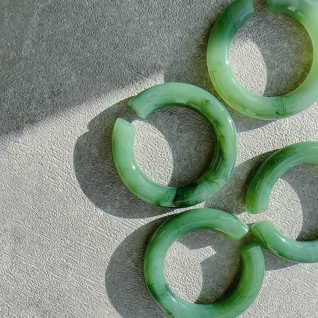 Big transparent cuff