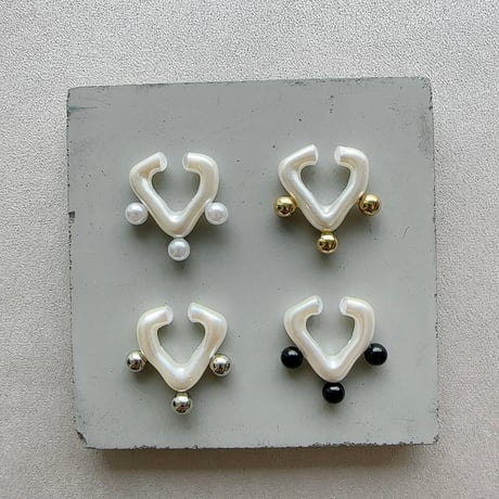 Tsubutsubu Jushi-triangle cuff