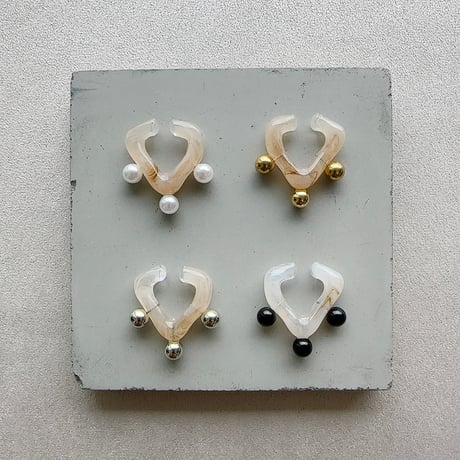 Tsubutsubu Jushi-triangle cuff