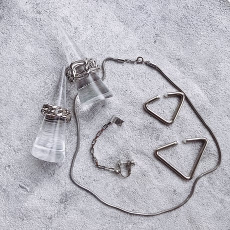 Triangle cuff (M)