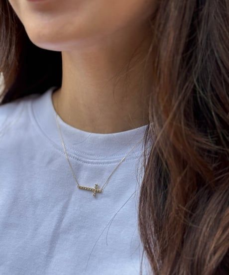 CROSS NECKLACE