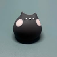 もにゅ山田さん_黒ほっぺ(顔あり)