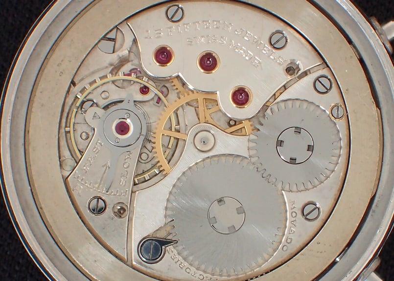 AX-38C モバード MOVADO カレンドグラフ Cal.470 ブラックダイヤル |