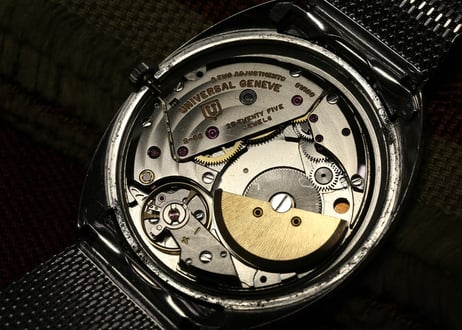 AZ-21B  ユニバーサルジュネーブ　 UNIVERSAL GENEVE　ホワイトシャドー  WhiteShadow　マイクロローター　ウルトラスリム　自動巻き　ホワイトダイヤル