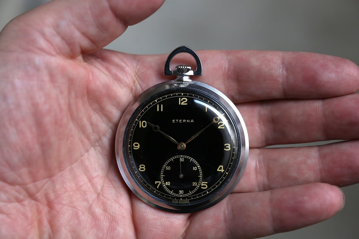 BB-15B エテルナ ETERNA 懐中時計 ブラックミラーダイヤル