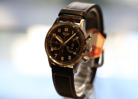 AU-41B　ホイヤー  Heuer  ベビークロノグラフ　Cal.69　ブラックダイヤル