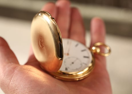 AT-70B　 H.モーザー　H.Moser ＆ Cie. 鍵巻鍵合せ懐中時計　K18YGハンターケース