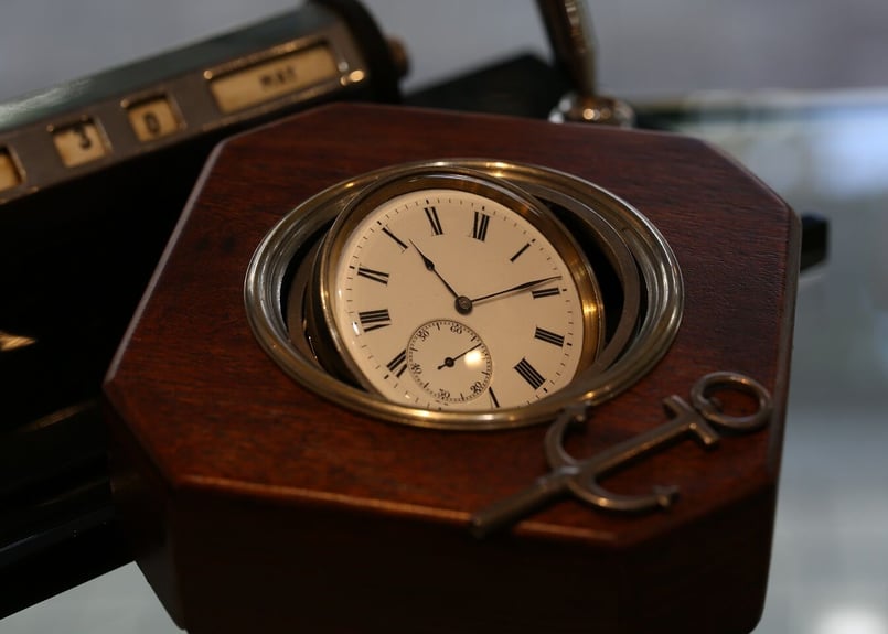 CYMA CHRONOMETRE 手巻き腕時計 A2970 CYMA CHRONOMETRE 手巻き腕時計 A2970