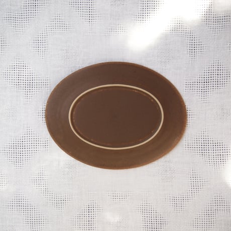 [Awabi ware]楕円平皿（チョコ）