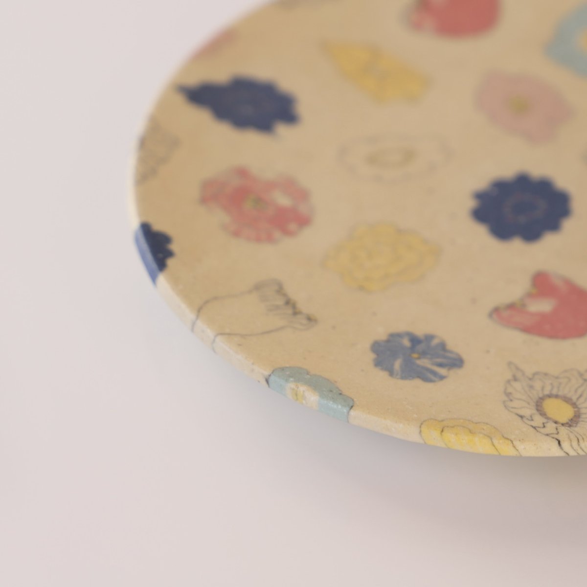 田中ちあき]フラワーパターン5寸皿・マルチ | gallery maruyama stitch