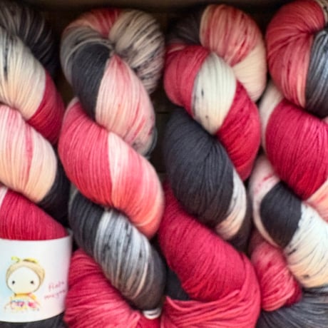 【受注販売】ソックヤーン/ Queen of Hearts
