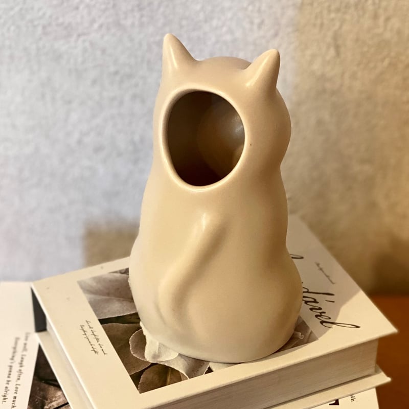 プレゼントにもおすすめ かわいい猫の一輪挿し | petit coeur