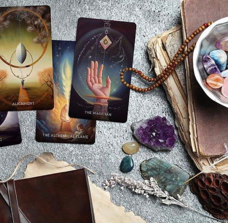 宇宙の夢見るオラクルカード｜作者直輸入・希少デッキ | タロクル