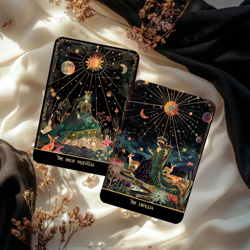 【正規品タロットカード】超レア✨トルコの美麗インディーズ✨太陽のデッキ（黒） Cosmic Garden Tarot Deck【タロットカード】 | musemuse