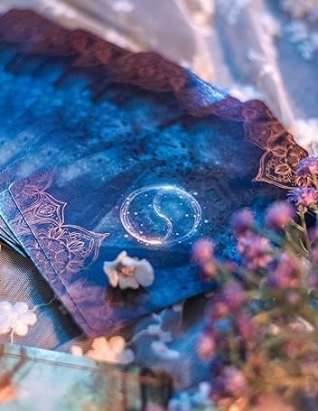 ✨豪華ボックス✨繊細なアートワークのフランス語タロットカード・オラクルカード ✨豪華ボックス✨繊細なアートワークのフランス語タロットカード