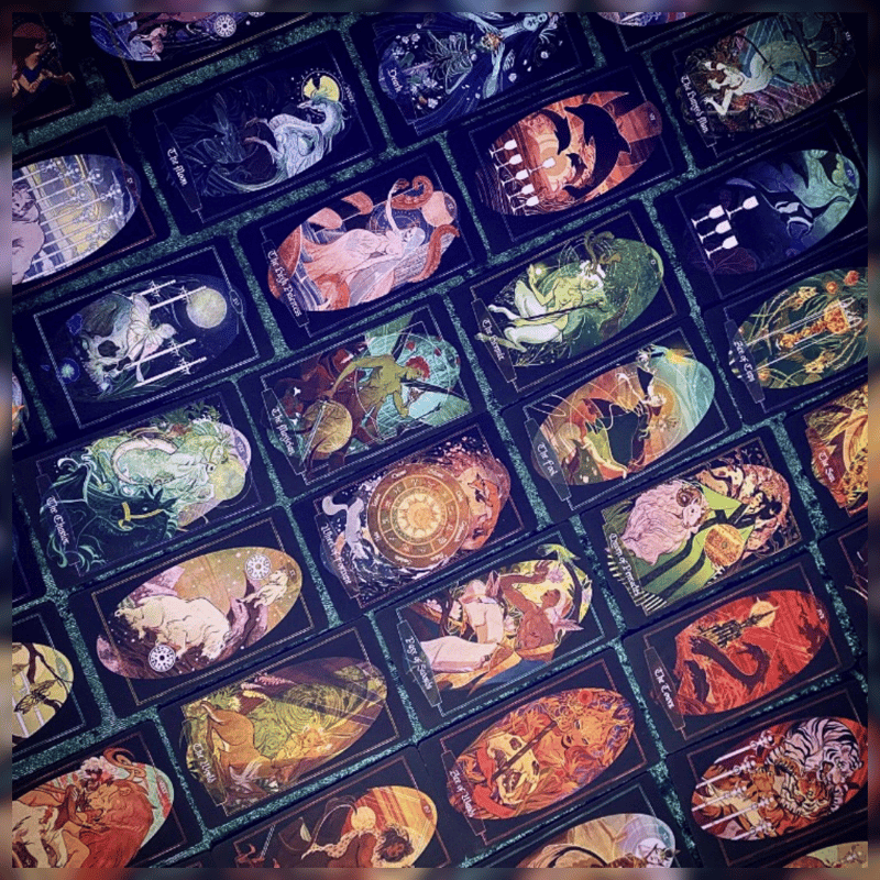 リサの物語タロットカード ブラックエディション｜作者直輸入・希少