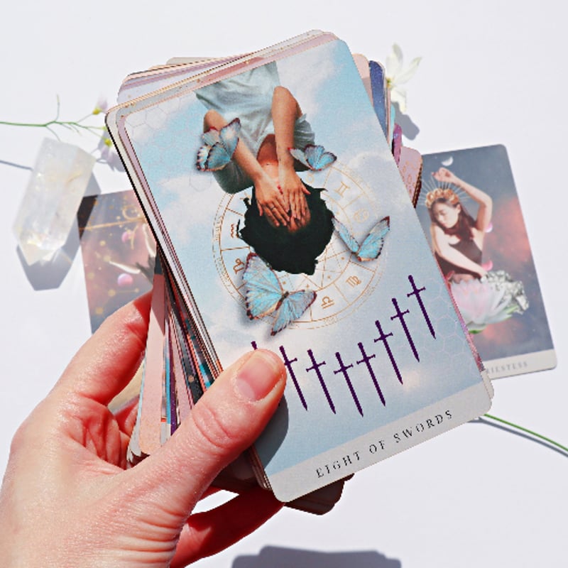 ルミエールタロットカード｜作者直輸入・希少デッキ | タロクル