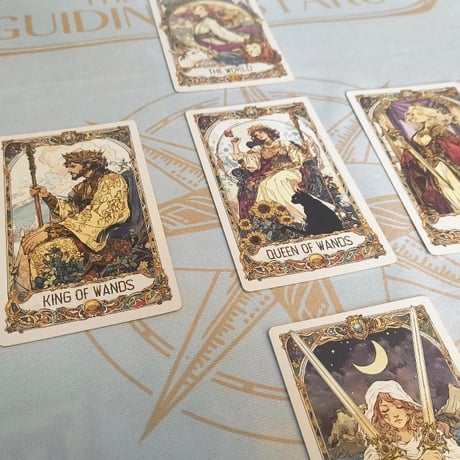 ザ・バラッド・オブ・ガイディング・スターズ・タロット（The Ballad of Guiding Stars Tarot）｜作者直輸入・希少デッキ