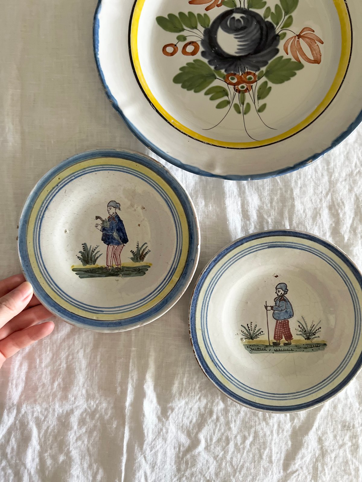 カンペール焼きの絵皿2枚セット | Cécil Le deuxième Brocante カンペール焼きの絵皿2枚セット | Cécil Le deuxième Brocante