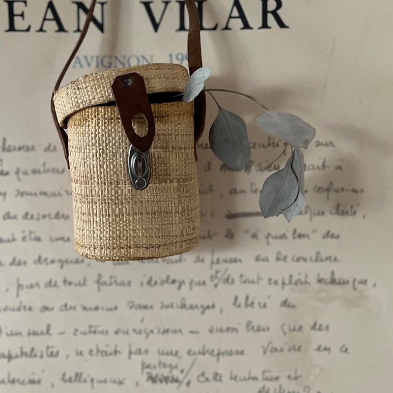 Vichy パニエ付き飲泉グラス | Cécil Le deuxième Brocante