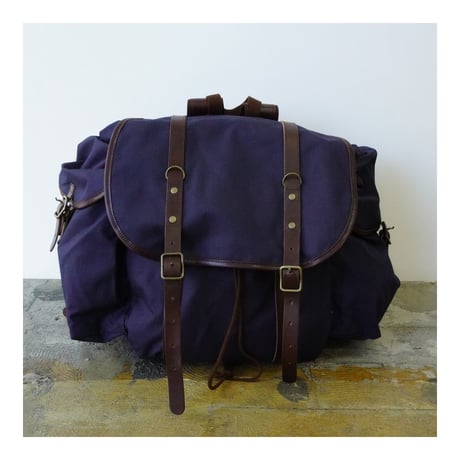 M BACK PACK (NAVY)