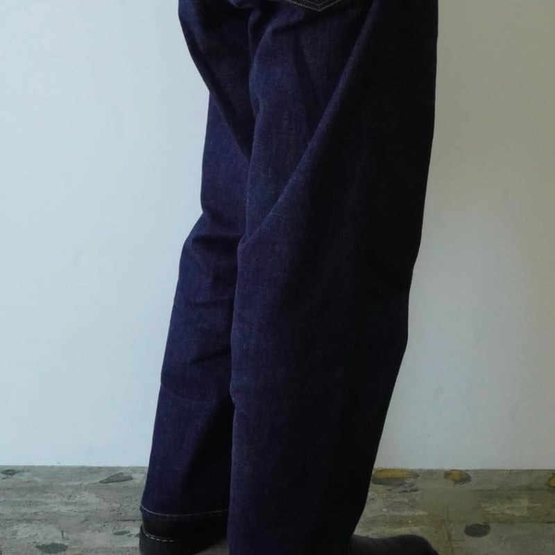 BIG T DENIM PANTS | plus2023.shop