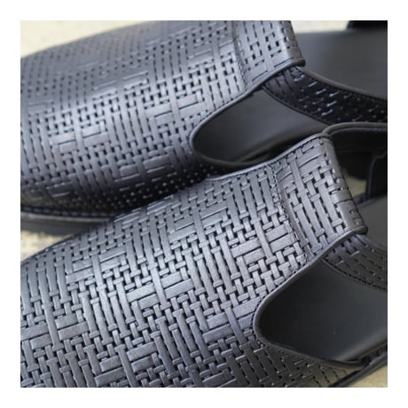 EMBOSSED CZECH GURKHA SANDAL