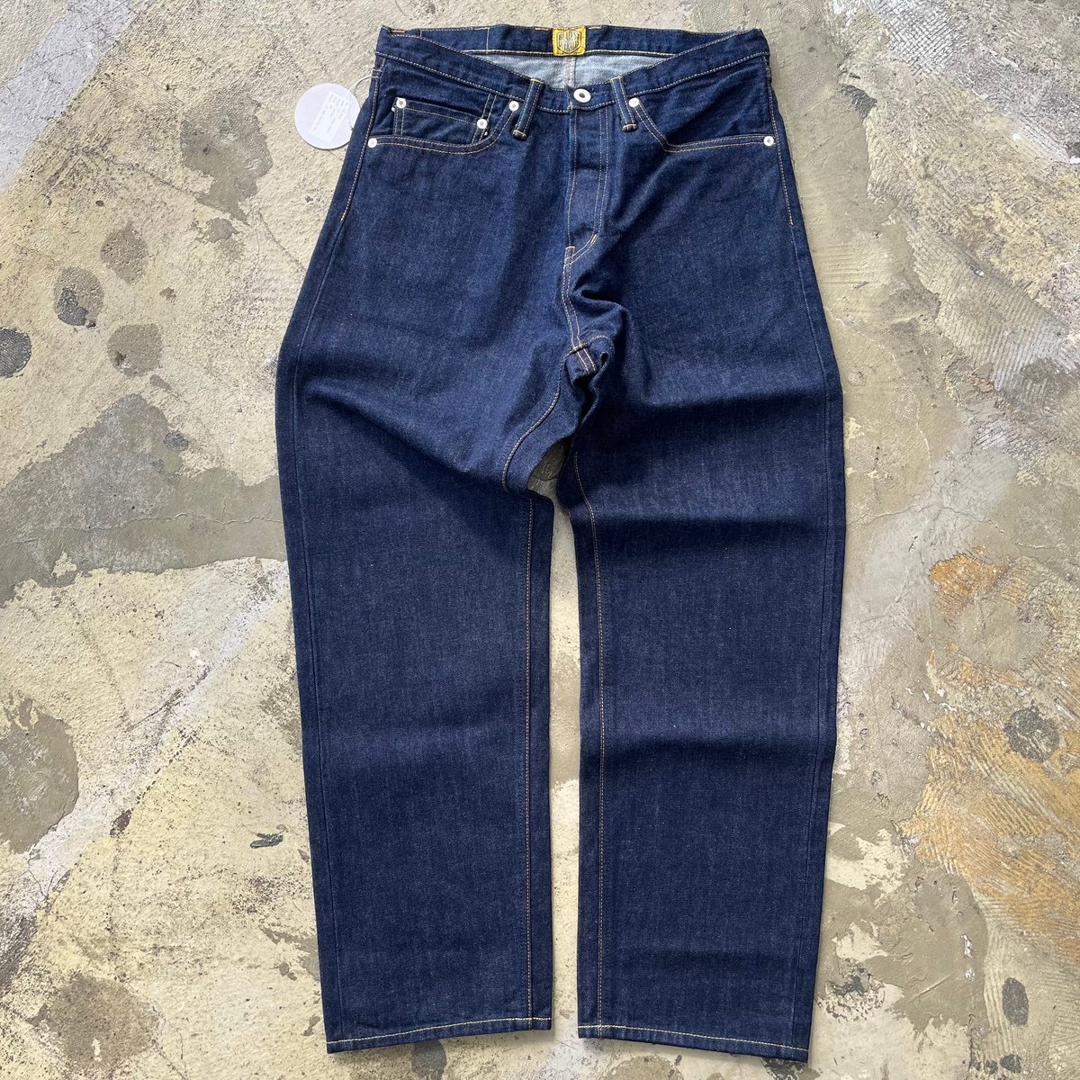 BIG T DENIM PANTS | plus2023.shop