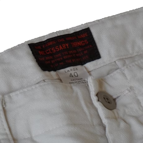 SIX POCKET SHORT PANTS (WHITE)