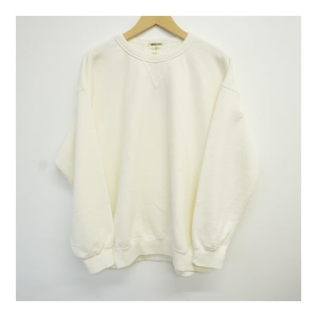 VICTORY CREW SWEAT (WHITE)