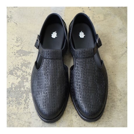 EMBOSSED CZECH GURKHA SANDAL
