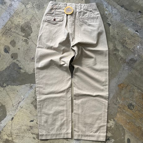 CHINOS (BEIGE)