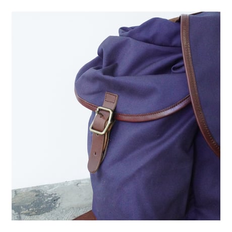 M BACK PACK (NAVY)