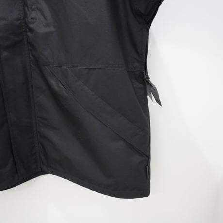 POLYVALENT MOUNTAIN JKT (BLACK)