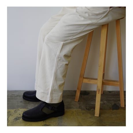 EMBOSSED CZECH GURKHA SANDAL