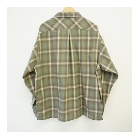 EIGHT ONE SHIRTS (PISTACHIO)