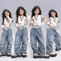 キッズ こども～大人サイズ ダンス衣装 セクシー ガール ノースリーブ トップス 白 ボトムス パンツ デニム アームウォーマーセット ストリート ダンス衣装 カジュアル ヒップホップ