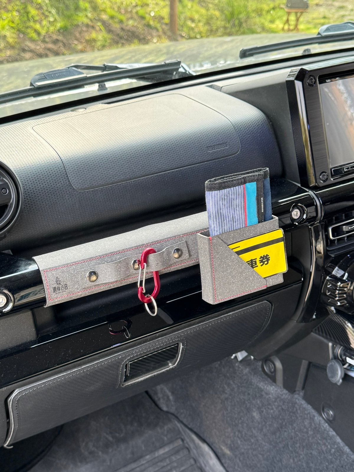 るるページ＊Jimny ジムニー (JB64/74)助手席グリップカバー他 ジムニー JB64 JB74 助手席アシストグリップ カバー 本革