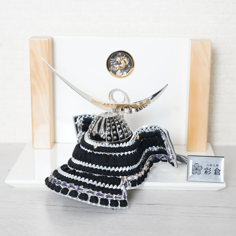 古い人形 5体 3体は目をパチクリします 服多数 古い人形 5体 3体は目をパチクリします 服多数