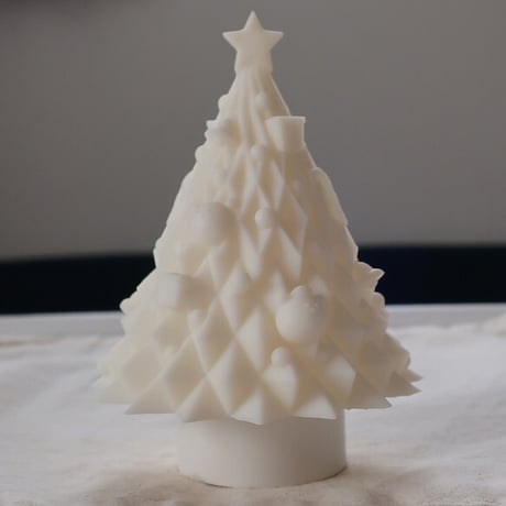 手乗りサイズのくまさんクリスマスツリーランプ