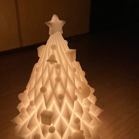 手乗りサイズのくまさんクリスマスツリーランプ