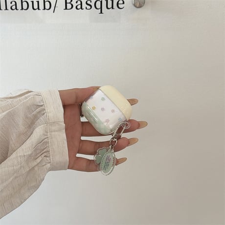 airpods ケース 可愛い airpods 第 四 世代 ケース カラビナ/チャーム付き R456