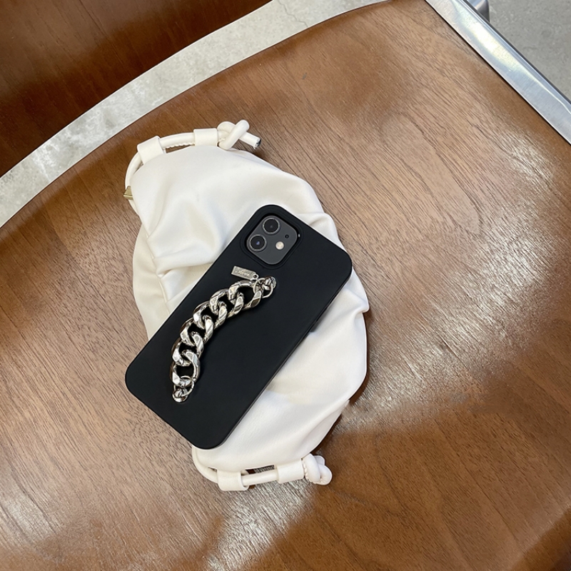 iphone16plus/16pro ケース 韓国 iphone ケース チェーンストラップ