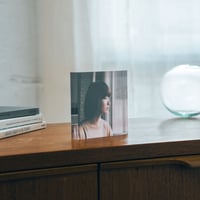 蒔田彩珠×J.K.Wang アクリルキューブ 女優展 in PARCO