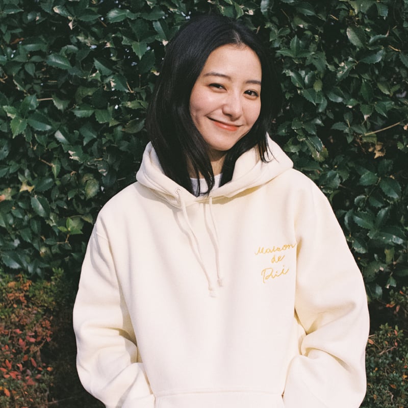 高田里穂パーカー ナチュラル | ギローチェオンラインストア