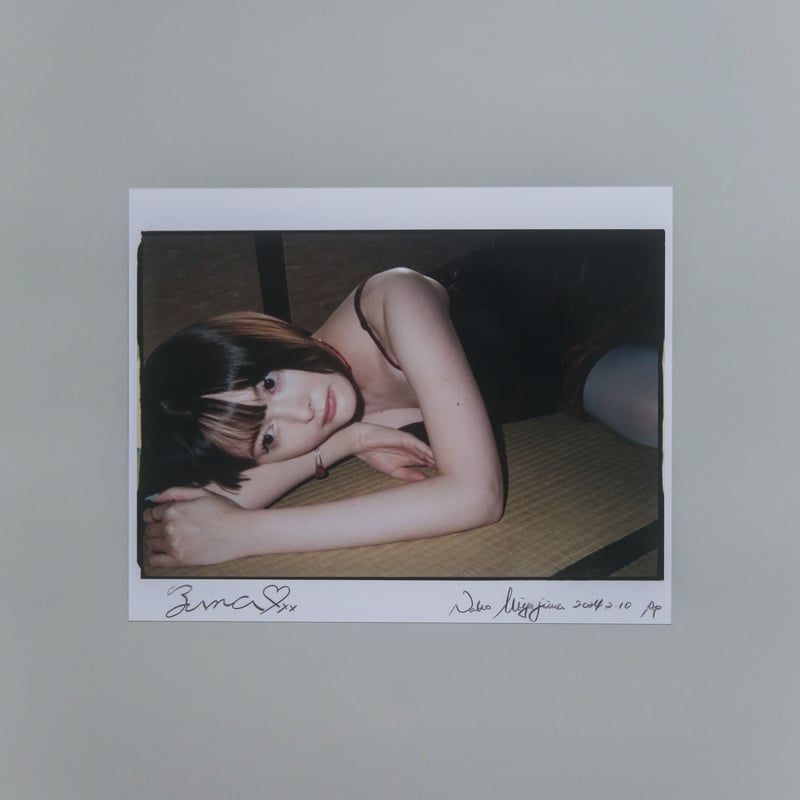 私が撮りたかった写真展 2022 私が撮りたかった女優展2022 | guilloche inc. |本 | 通販 | Amazon